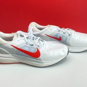 Nike Air Zoom Vomero 15 M - 10 with TAGS White/Chili Red